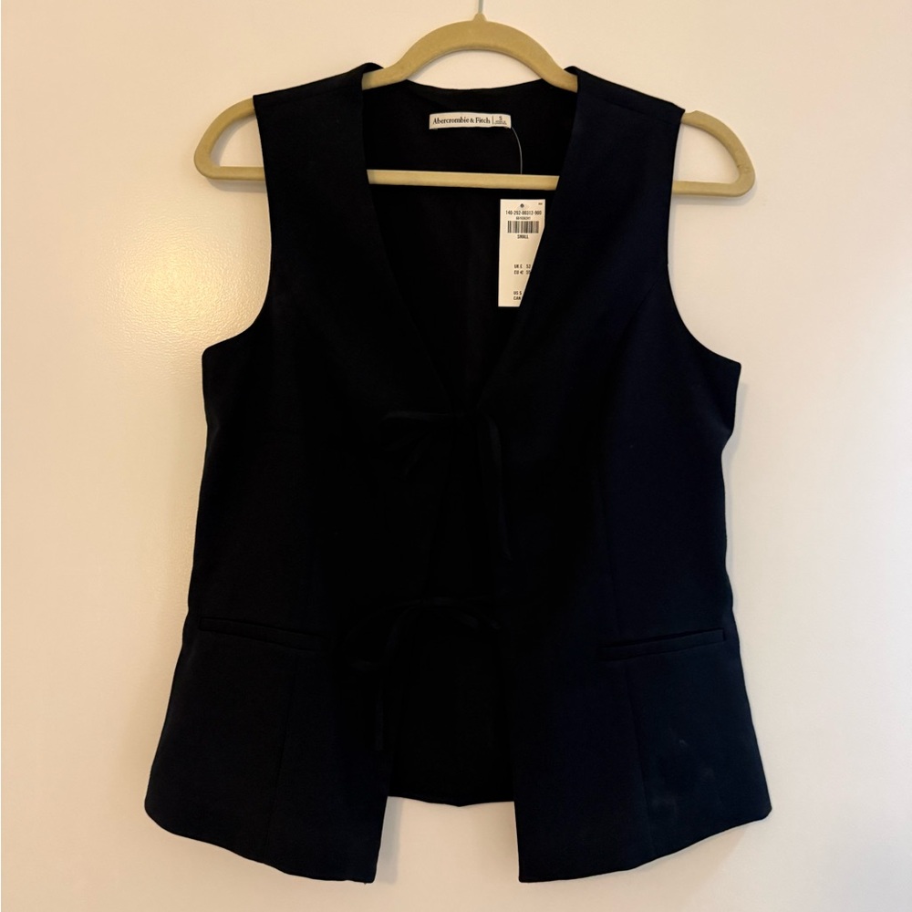 Abercrombie & Fitch Black Vest